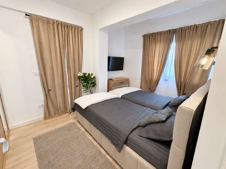 Dormitor cu TV