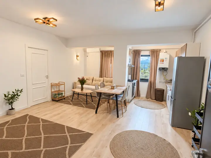 Living deschis cu bucătărie, Apartamentul 3