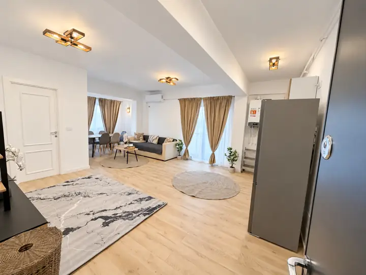 Open space cu living și bucătărie, Apartamentul 4